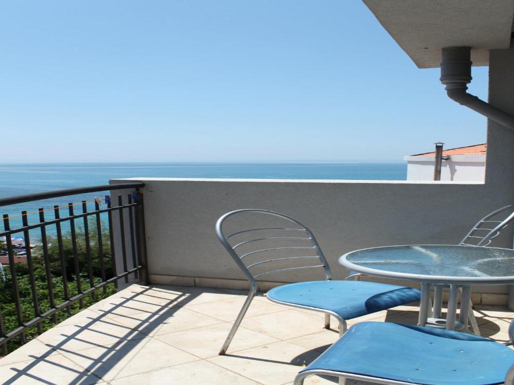 Apartments Galija Petrovac Ruang foto
