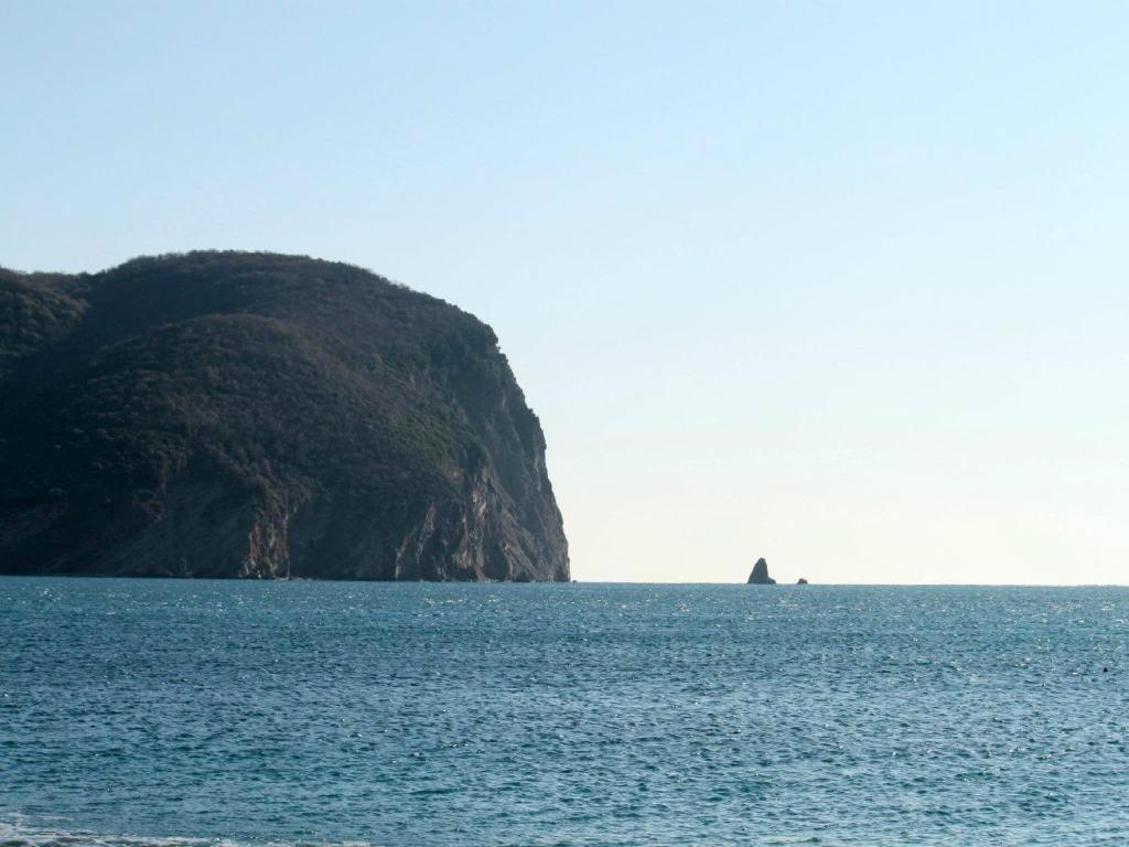 Apartments Galija Petrovac Bagian luar foto